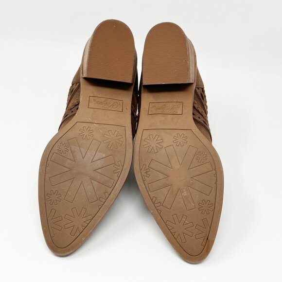 Fergie Womens Brown Leather Western style Back Zip Bootie Display Model Size 6 - Picture 6 of 8